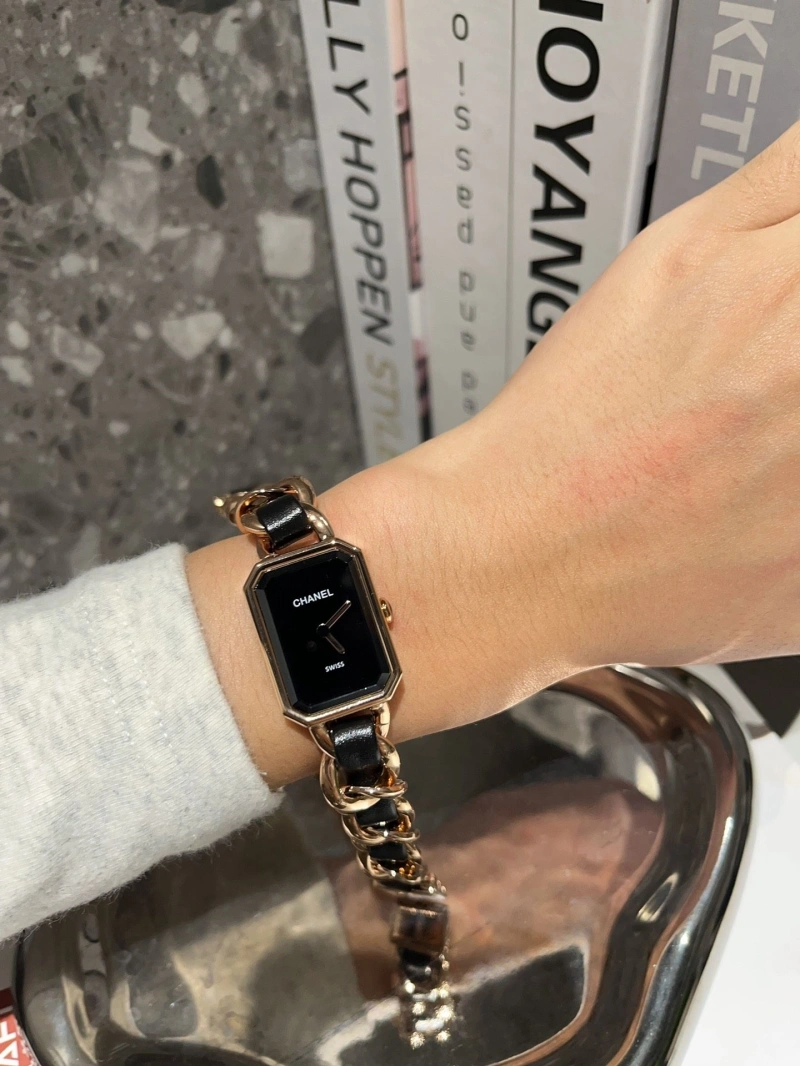 CHXNXL ModernLook 235605