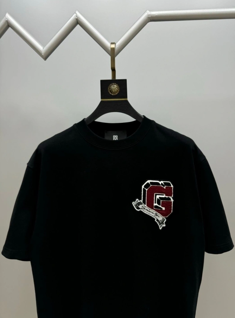 EasyMatch Gxvxnchy T-Shirts 95506