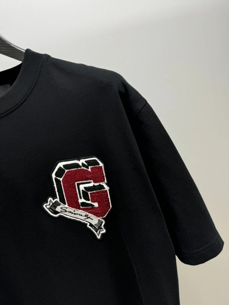 EasyMatch Gxvxnchy T-Shirts 95506