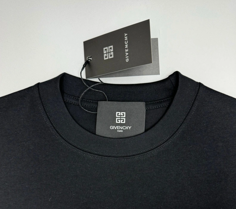 EasyMatch Gxvxnchy T-Shirts 95506