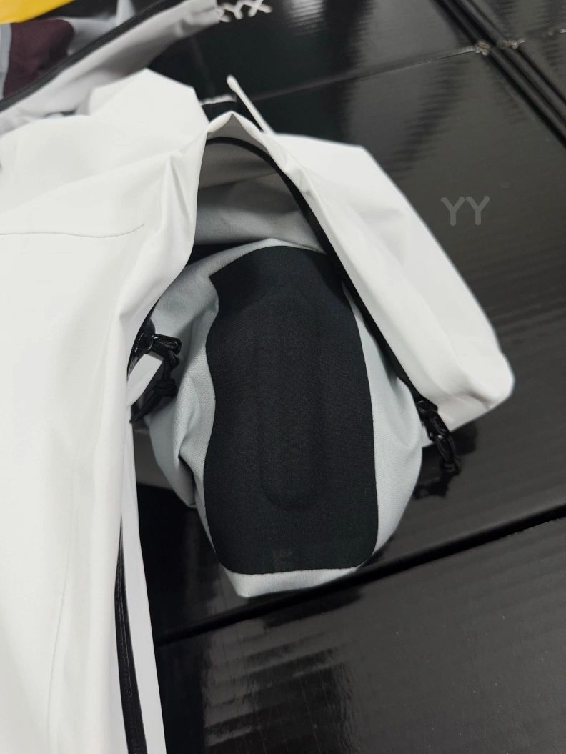 Comfortable Arx Txryx Coats 89992