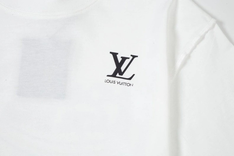 Minimalist LX T-Shirts 97913