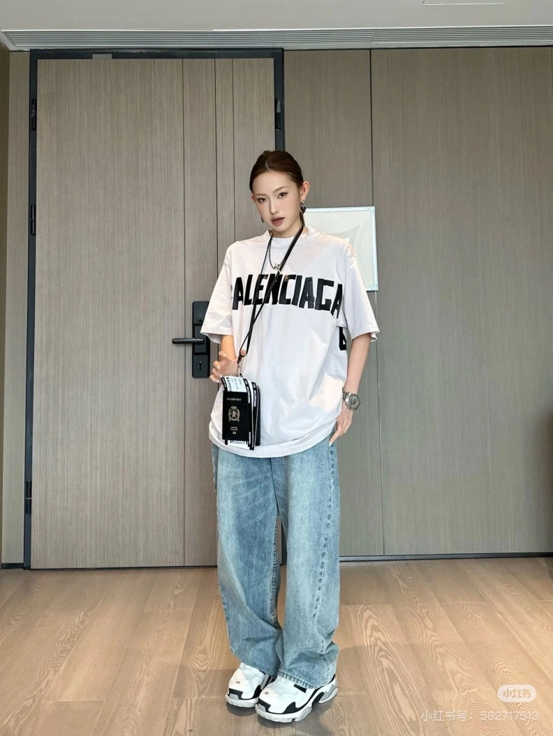 Bxlxnciaga T-Shirts Sophisticated 91604