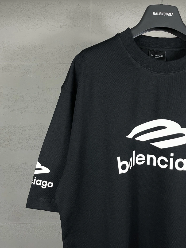 Versatile Bxlxnciaga T-Shirts 90846