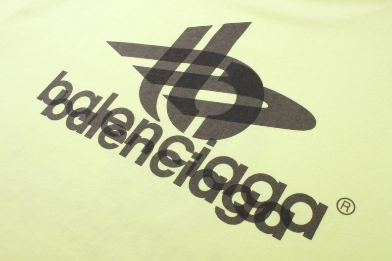 WellDesigned Bxlxnciaga T-Shirts 90733