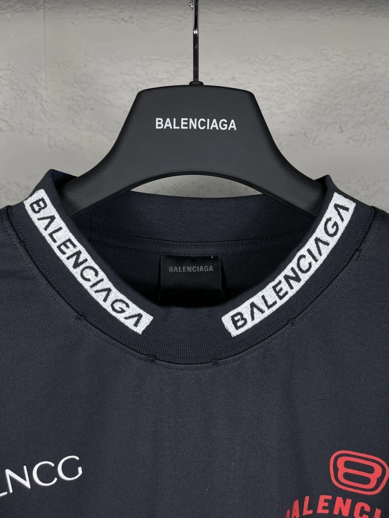 GoodFit Bxlxnciaga T-Shirts 90714