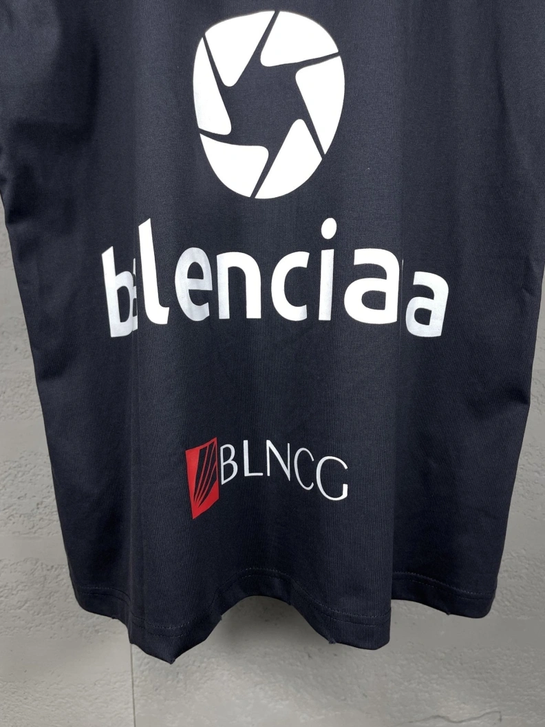 GoodFit Bxlxnciaga T-Shirts 90714
