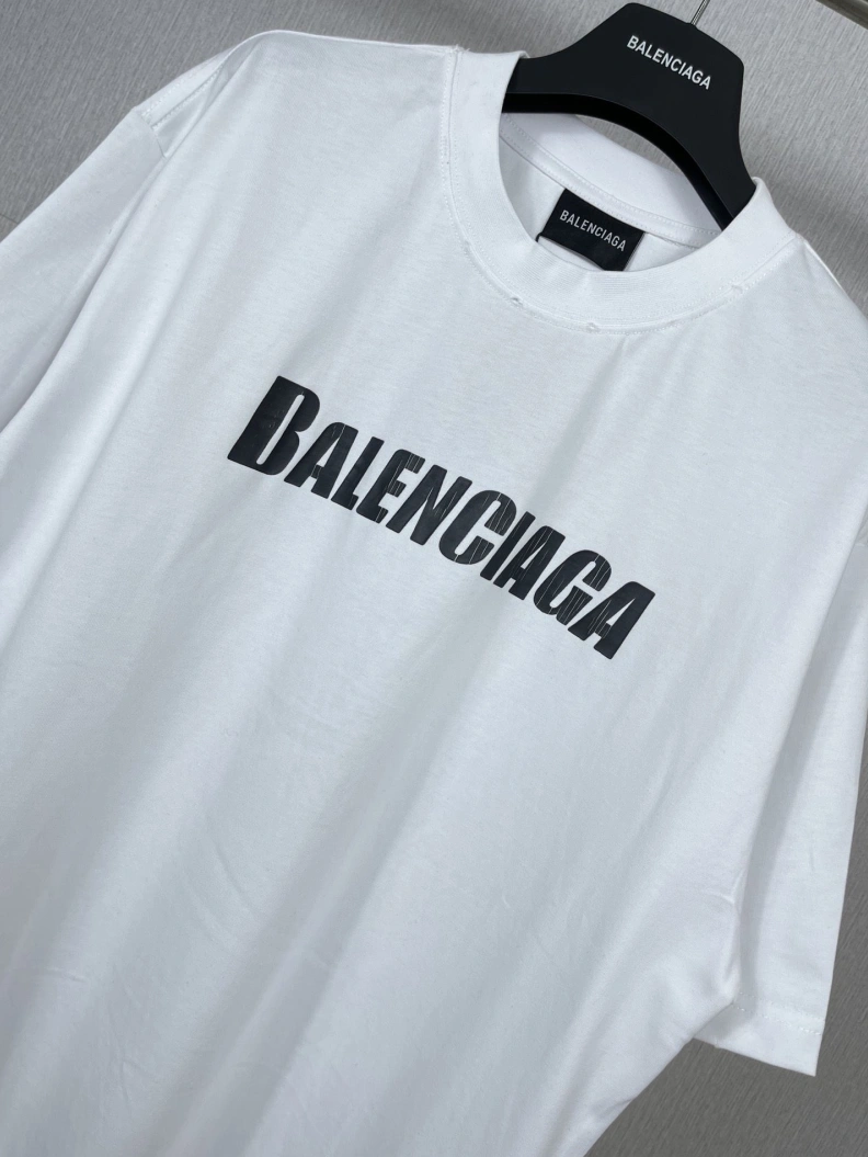 WellDesigned Bxlxnciaga T-Shirts 90615