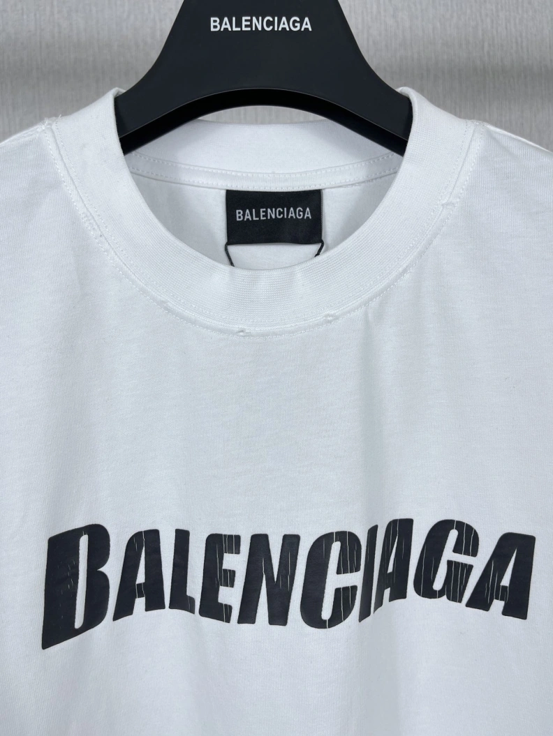 WellDesigned Bxlxnciaga T-Shirts 90615
