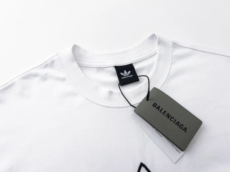 Bxlxnciaga T-Shirts Sleek 90597