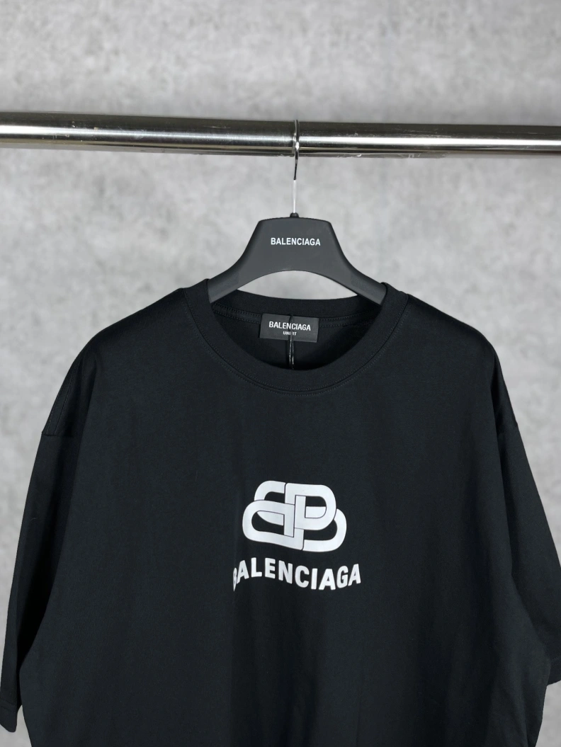 NewStyle Bxlxnciaga T-Shirts 90586