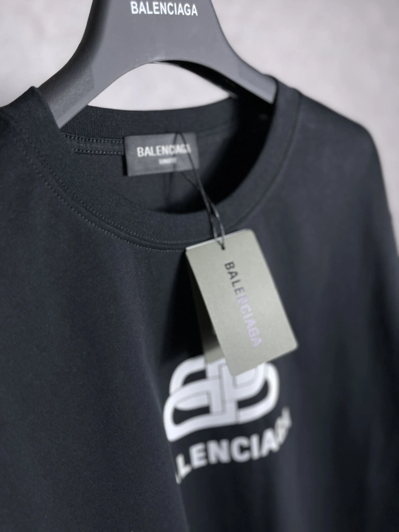 NewStyle Bxlxnciaga T-Shirts 90586