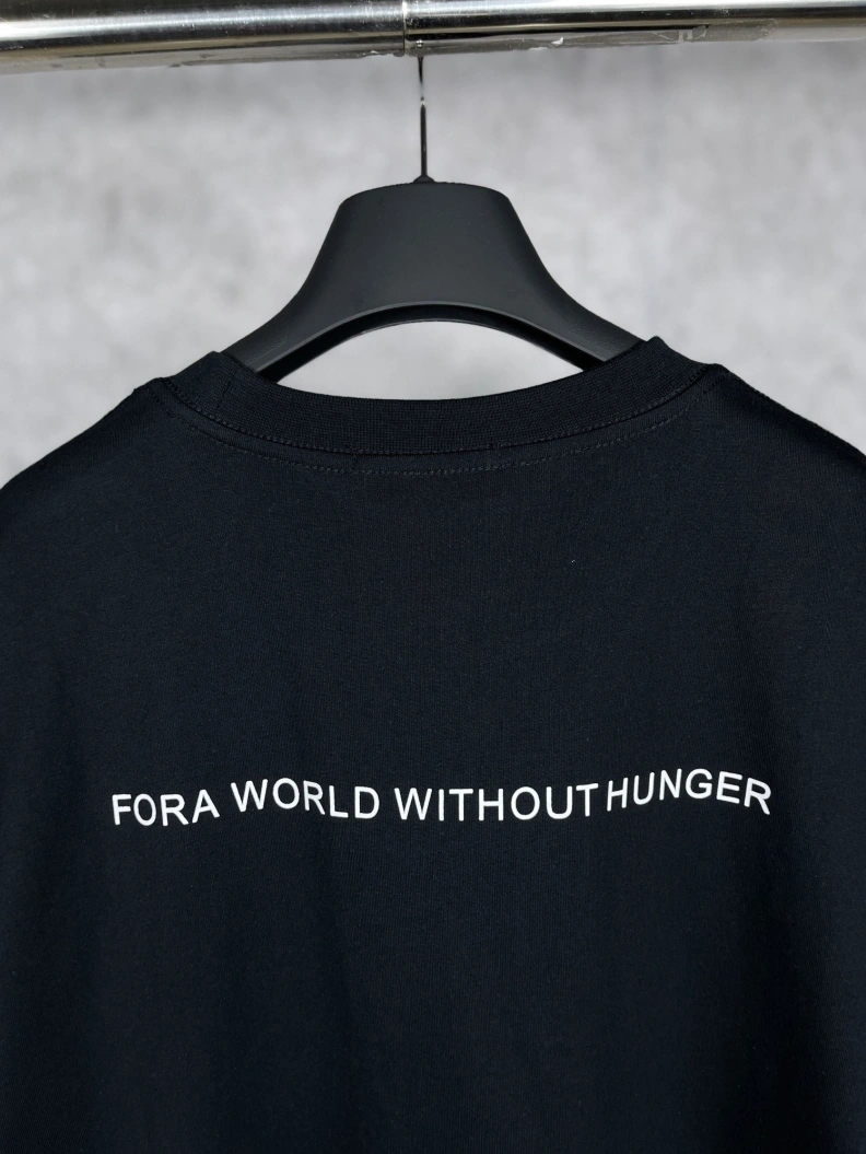 WellDesigned Bxlxnciaga T-Shirts 90533