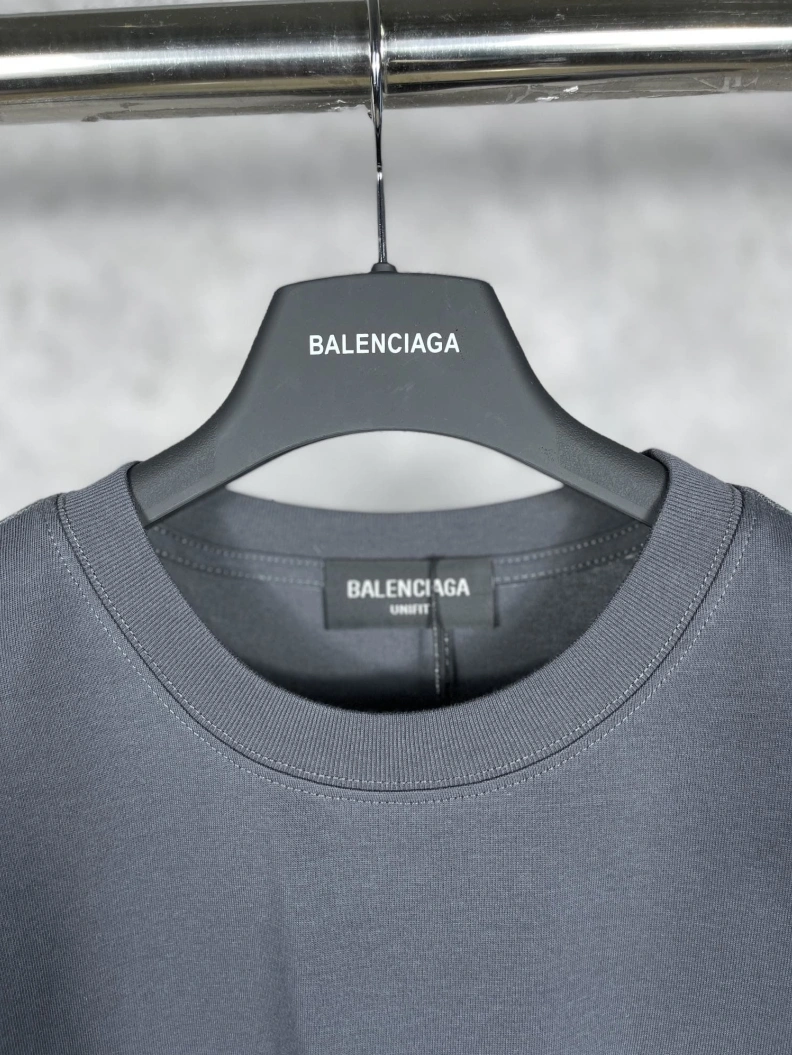 ModernLook Bxlxnciaga T-Shirts 90524