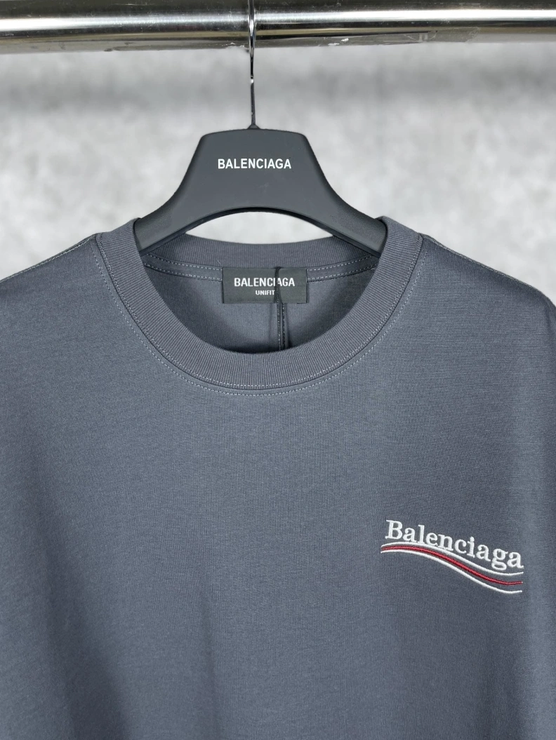 ModernLook Bxlxnciaga T-Shirts 90524