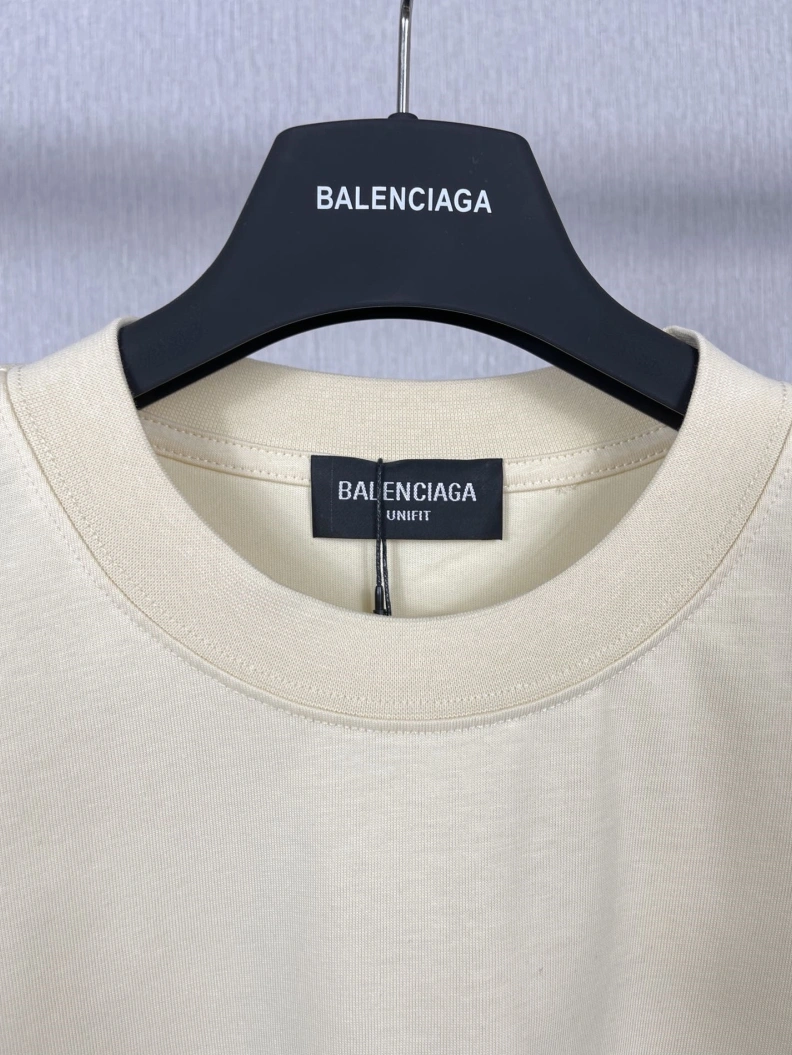StreetReady Bxlxnciaga T-Shirts 90505