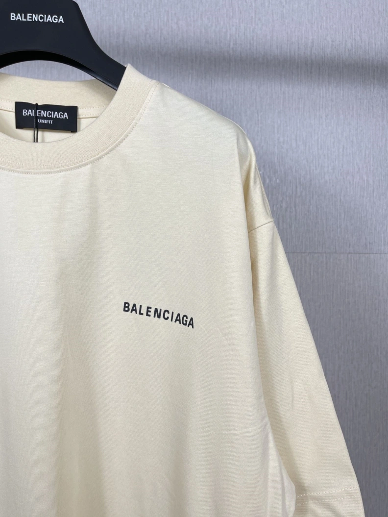 StreetReady Bxlxnciaga T-Shirts 90505