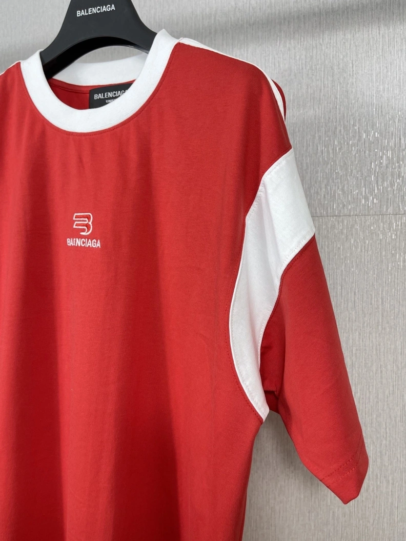 StreetReady Bxlxnciaga T-Shirts 90517