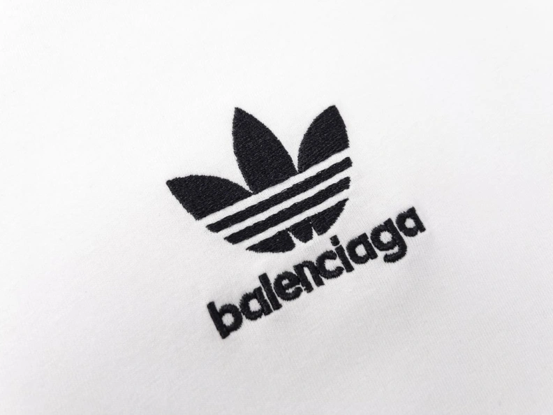 StreetReady Bxlxnciaga T-Shirts 90490