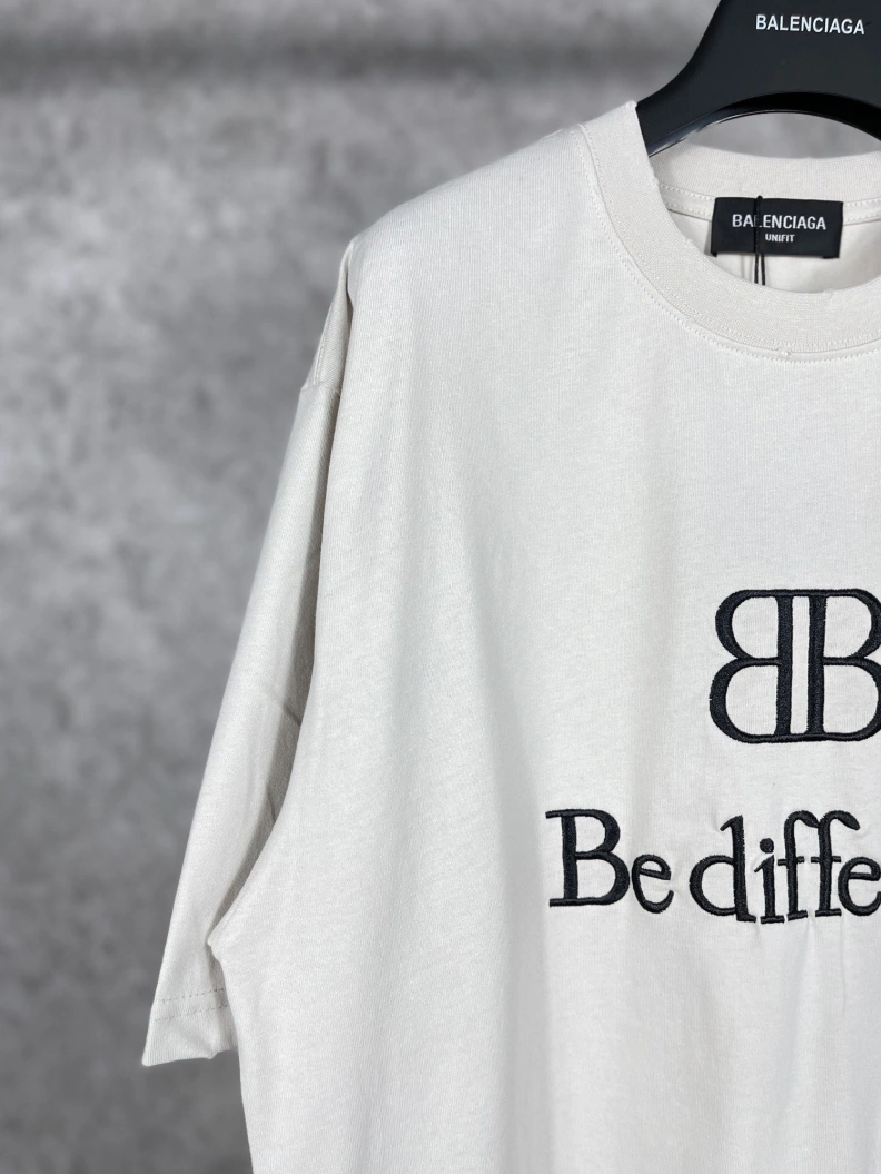 NewStyle Bxlxnciaga T-Shirts 90457