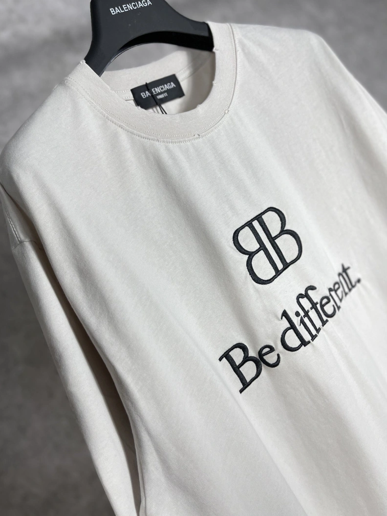 NewStyle Bxlxnciaga T-Shirts 90457