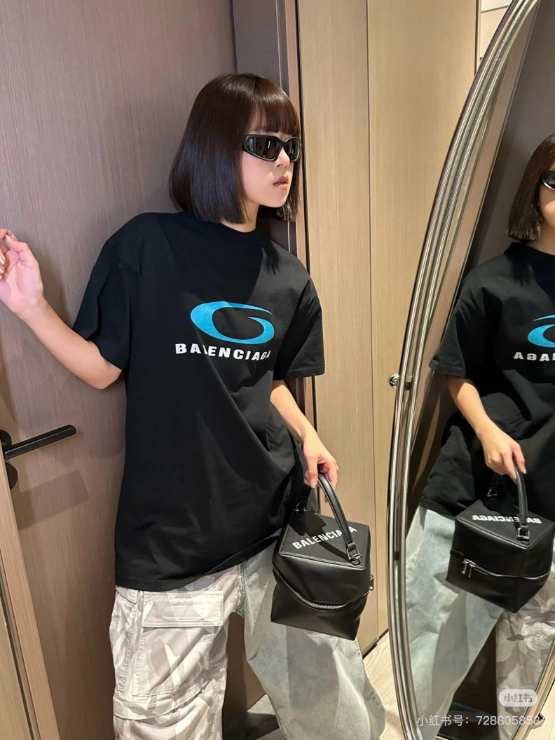 Sleek Bxlxnciaga T-Shirts 91644