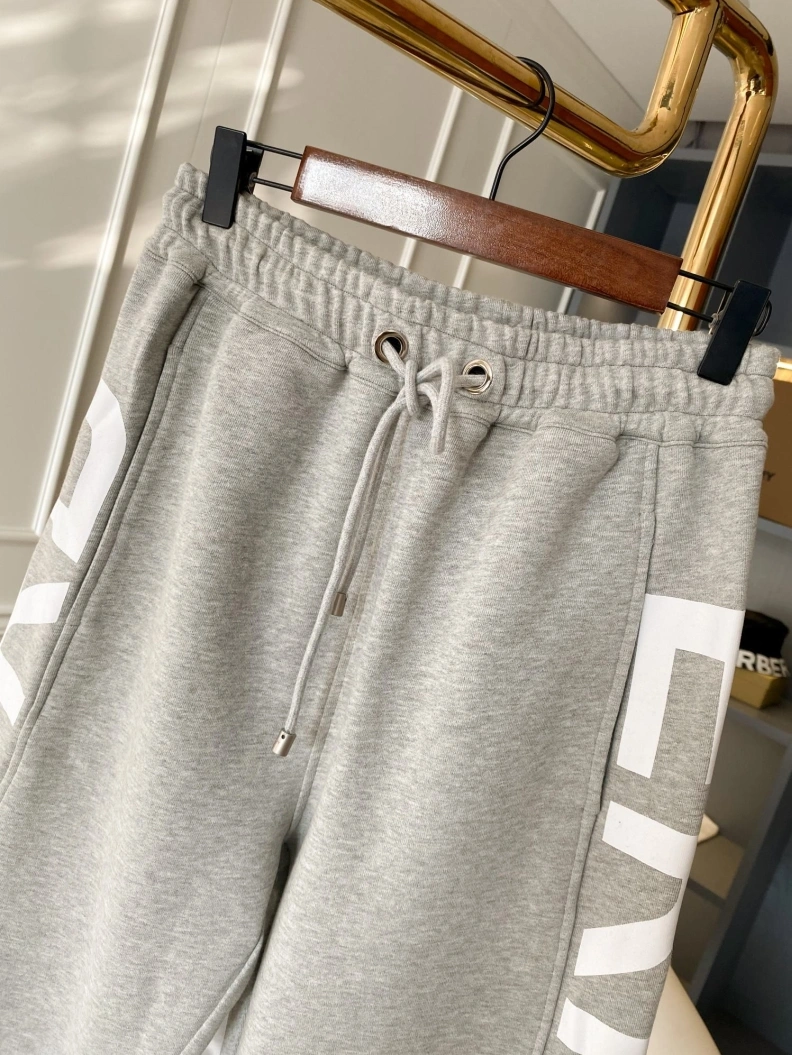 WellDesigned Bxrbxrry Shorts 92625
