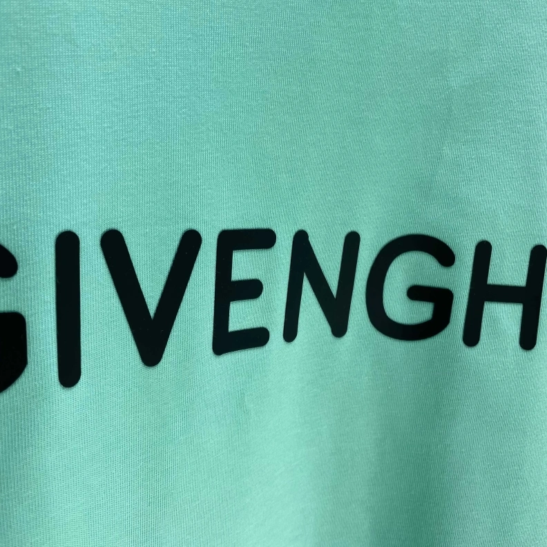 Refined Gxvxnchy T-Shirts 95472