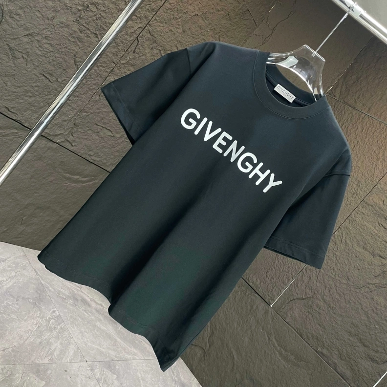 Fashionable Gxvxnchy T-Shirts 95454