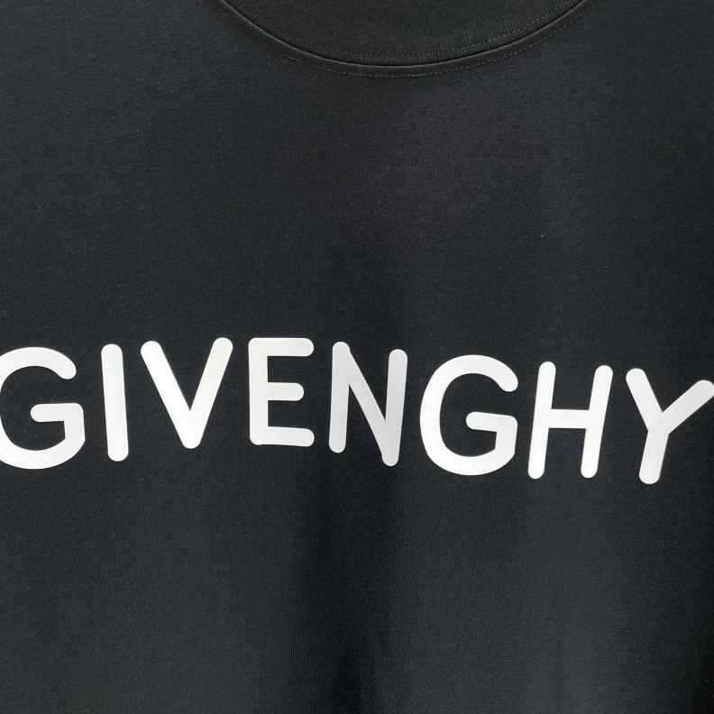 Fashionable Gxvxnchy T-Shirts 95454