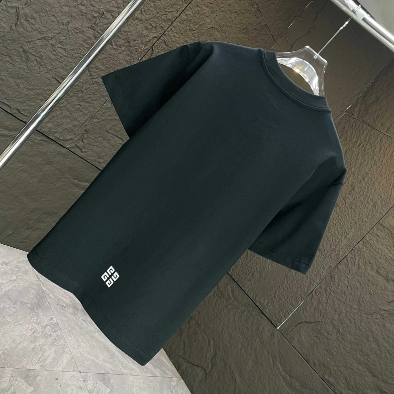 Fashionable Gxvxnchy T-Shirts 95454