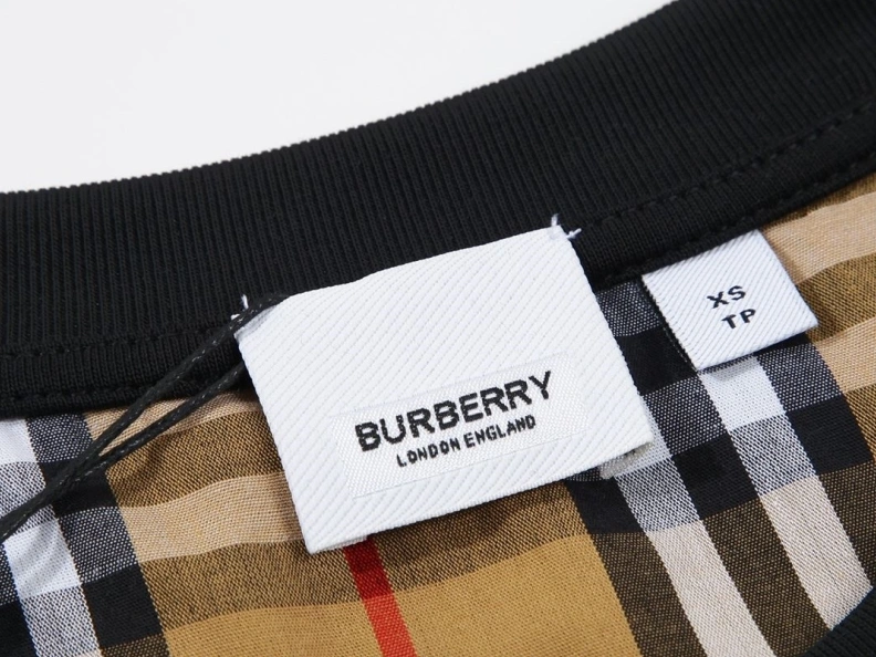 Stylish Bxrbxrry T-Shirts 92506