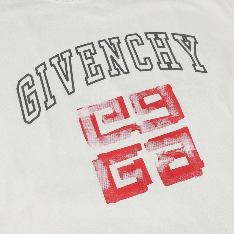 Gxvxnchy T-Shirts Lightweight 95450