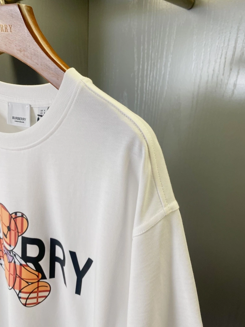 Stylish Bxrbxrry T-Shirts 92345