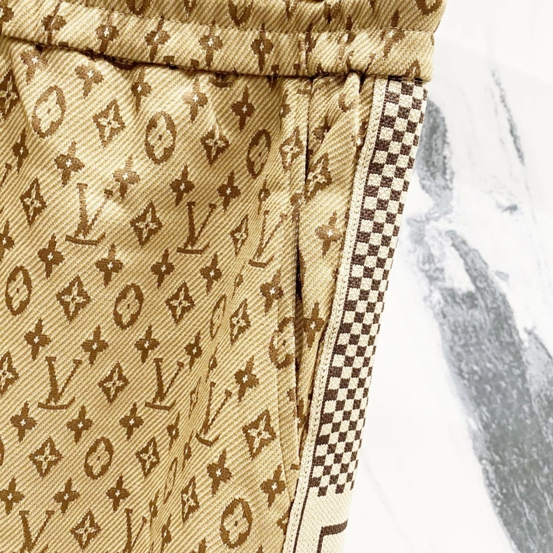 Comfortable LX Shorts 97667