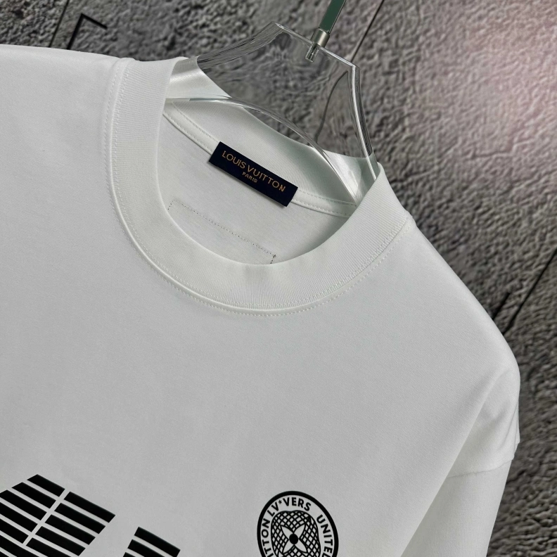 Fashionable LX T-Shirts 97610