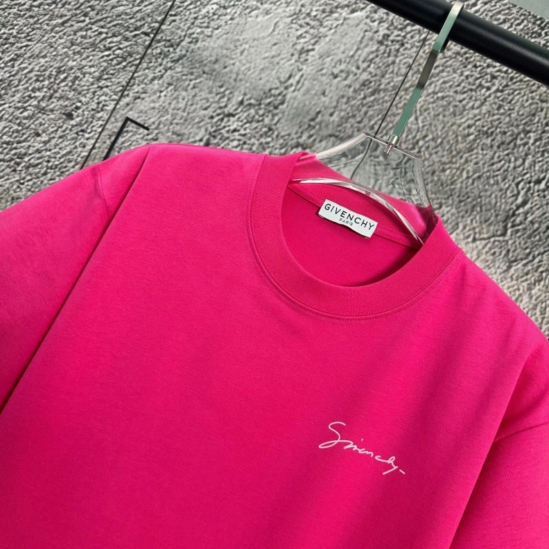 Durable Gxvxnchy T-Shirts 95445