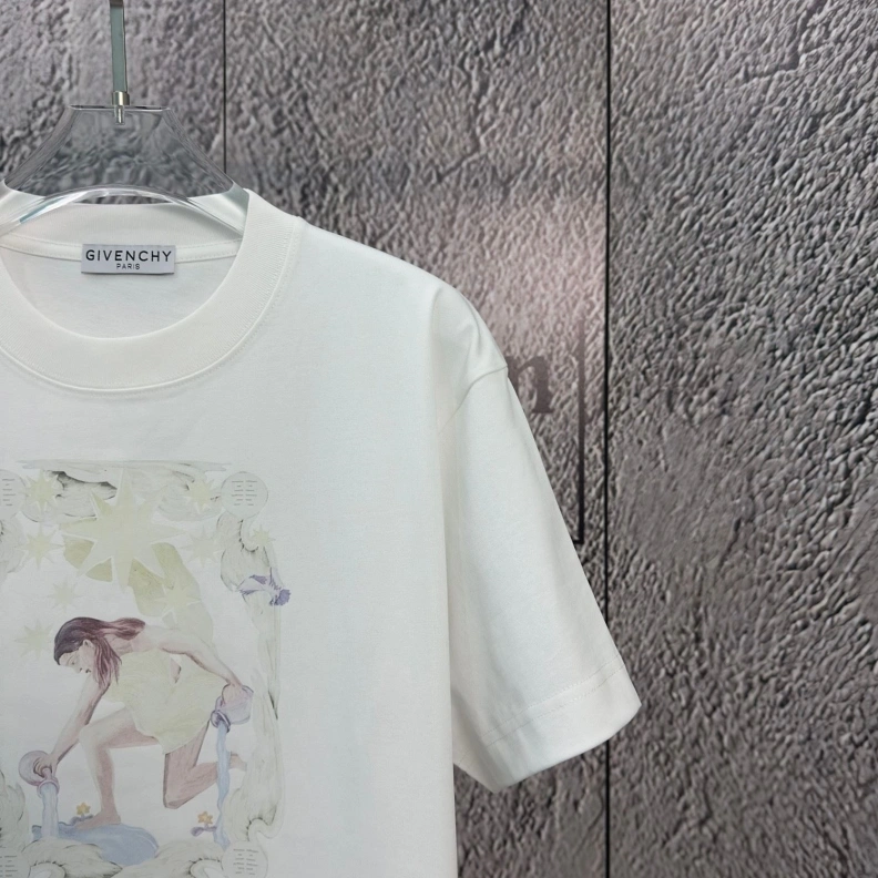 Gxvxnchy T-Shirts AllSeason 95436