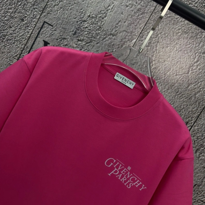 Gxvxnchy T-Shirts Vibrant 95439