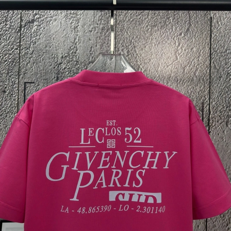 Gxvxnchy T-Shirts Vibrant 95439