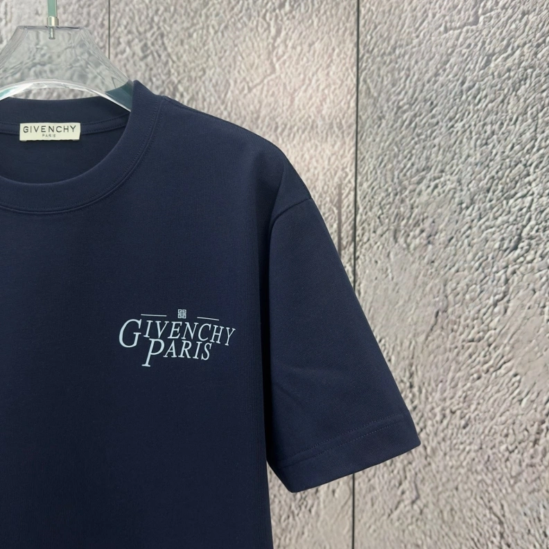 Gxvxnchy T-Shirts Practical 95425