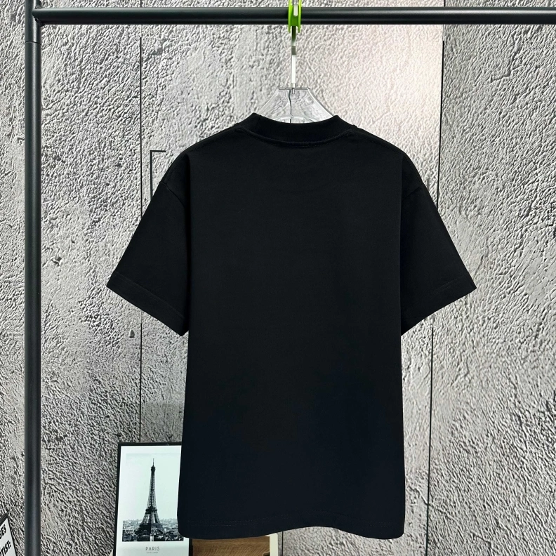 Stylish Gxvxnchy T-Shirts 95426
