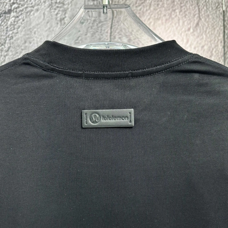 Fashionable Othxr T-Shirts 101649