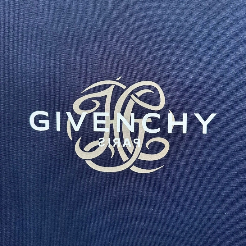 Gxvxnchy T-Shirts AllSeason 95407