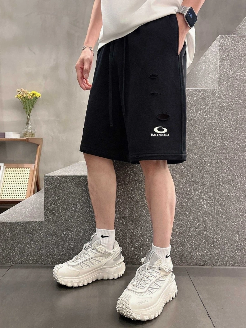 Bxlxnciaga Shorts Modern 91361