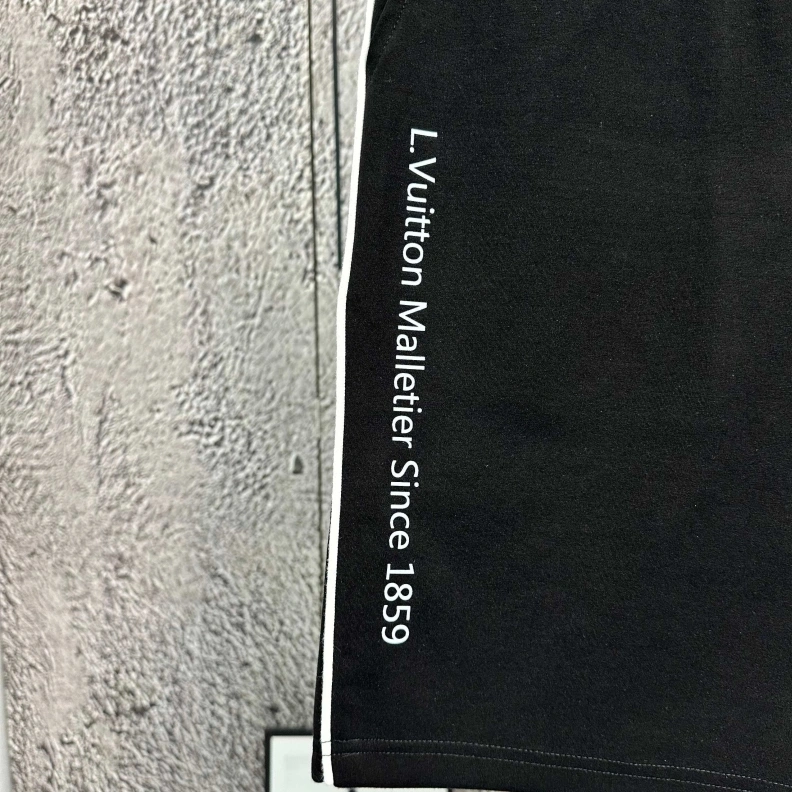 Comfortable LX Shorts 97655
