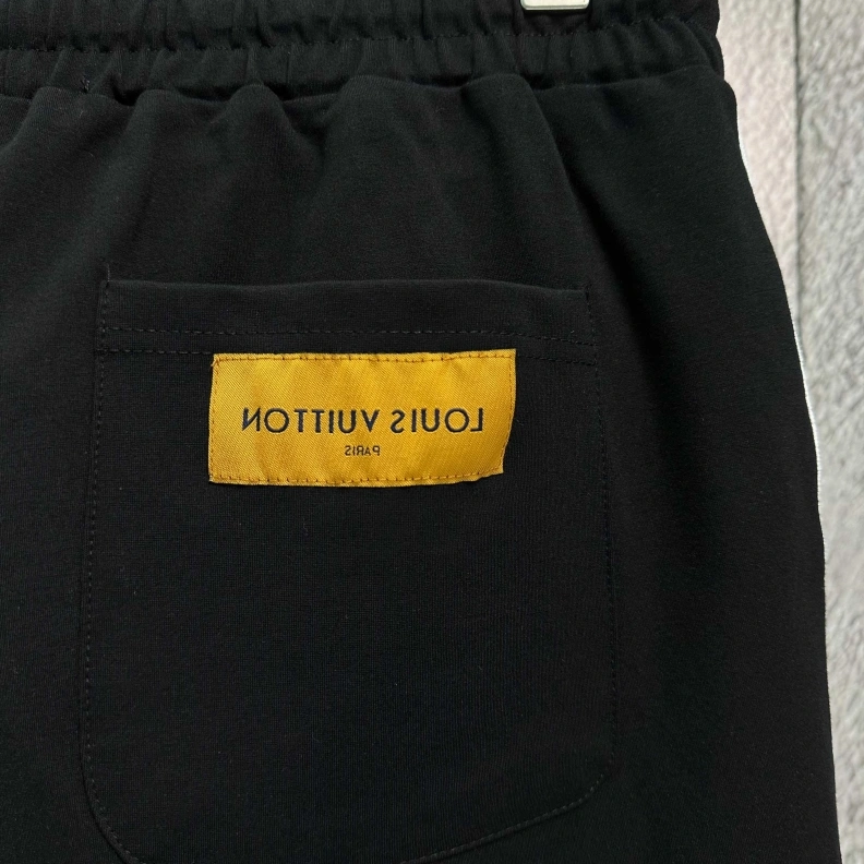 Comfortable LX Shorts 97655