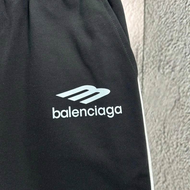 Modern Bxlxnciaga Shorts 91386