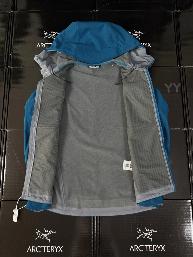 Compact Arx Txryx Coats 89834
