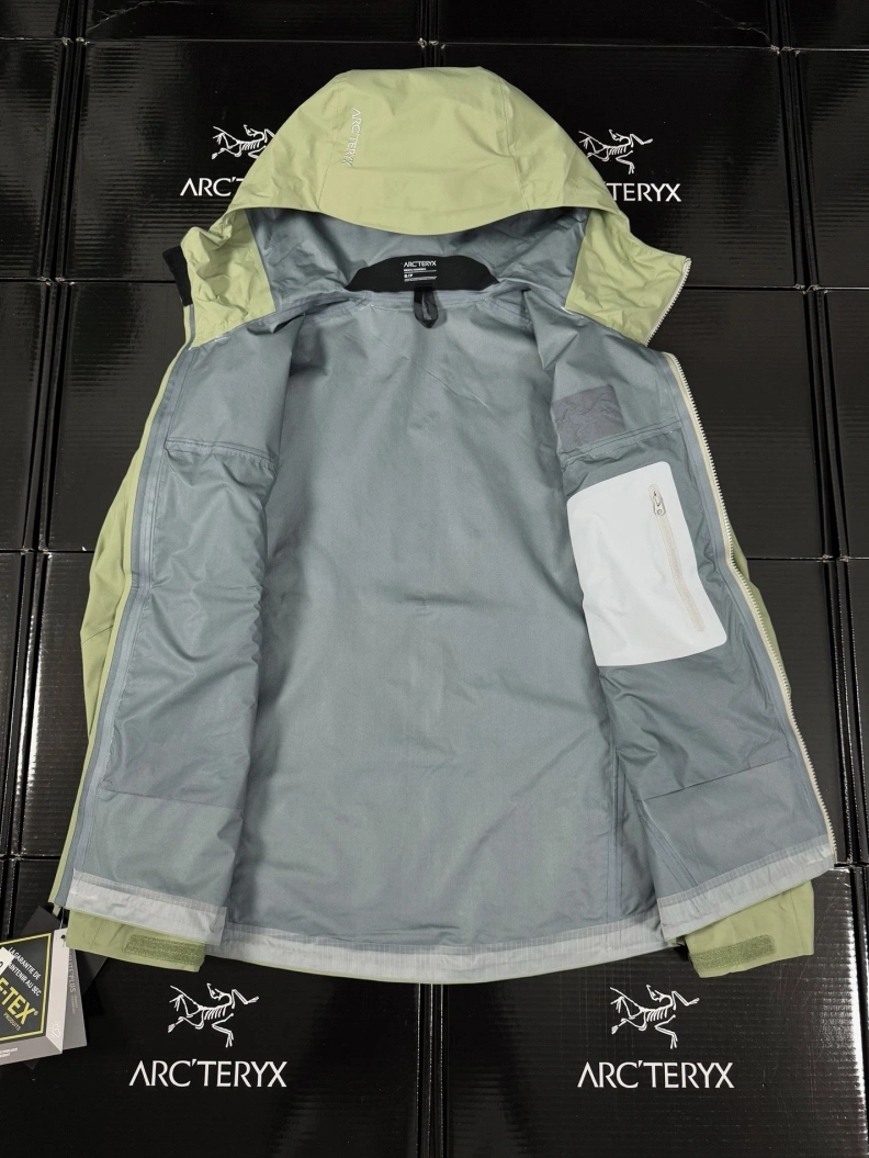 Bxlxnciaga Coats Resilient 91434